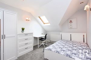 Bedroom 6- click for photo gallery